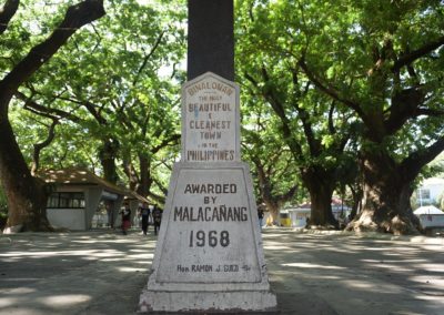 Cleanest and Greenest Town Marker