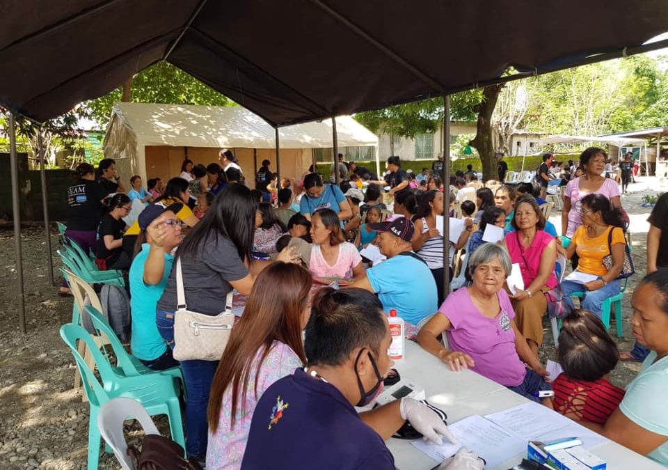 Rep. Guico leads medical-dental mission, municipal officials show support